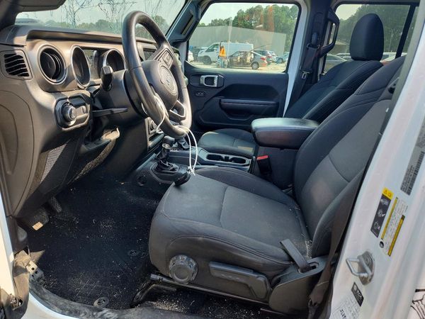 2023 JEEP GLADIATOR Sport — DENT