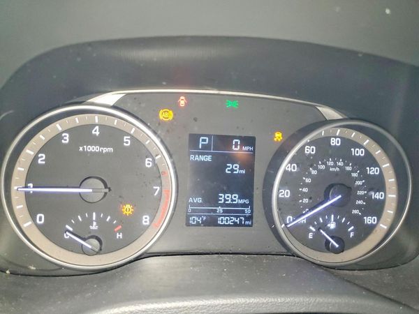 2017 HYUNDAI ELANTRA