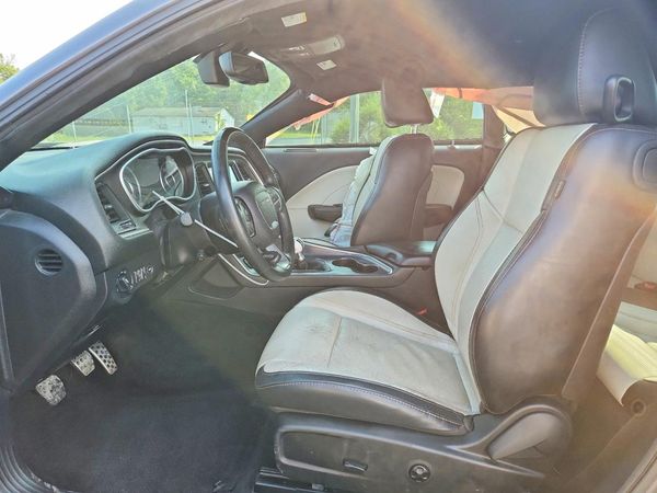 2016 DODGE CHALLENGER SXT Plus