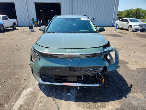 2024 KIA NIRO Wind