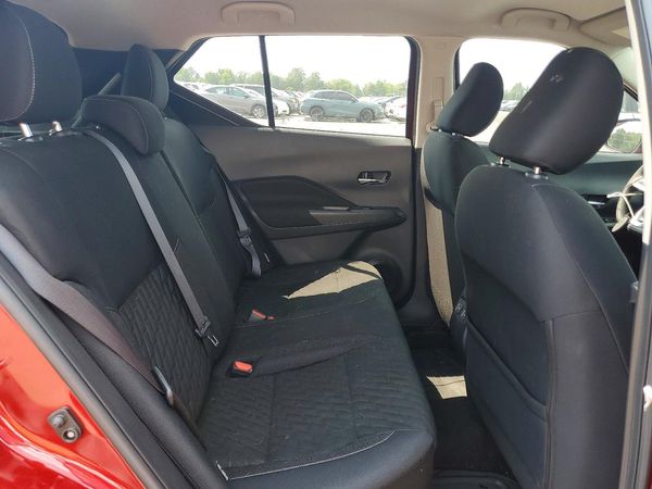 2022 NISSAN KICKS SV