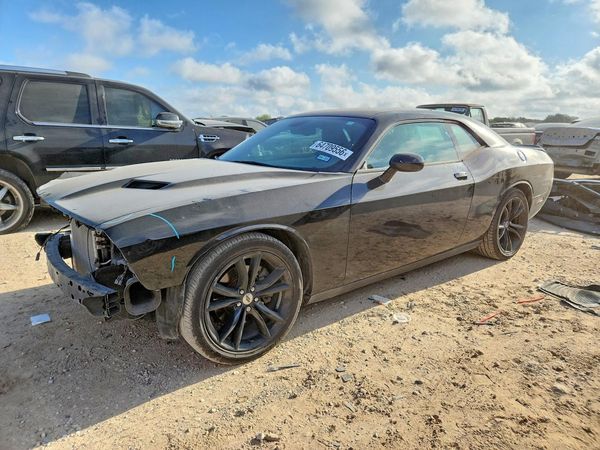 2017 DODGE CHALLENGER SXT