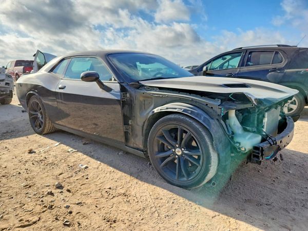 2017 DODGE CHALLENGER SXT