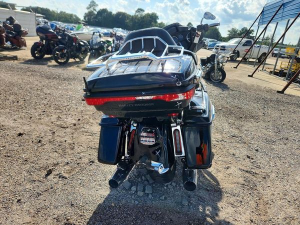 2014 HARLEY-DAVIDSON FLHTCU