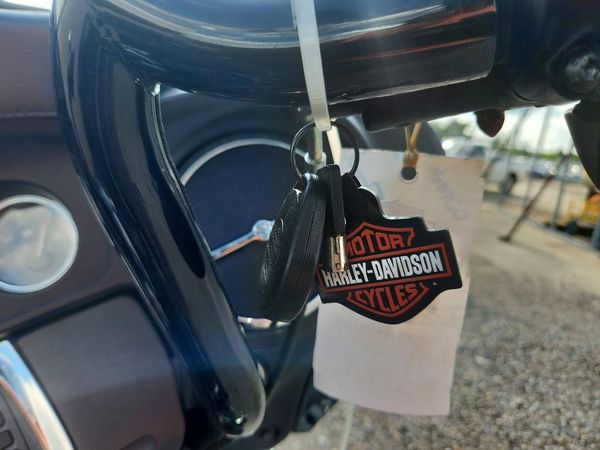 2014 HARLEY-DAVIDSON FLHTCU