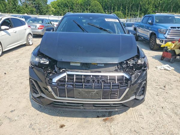 2021 AUDI Q3