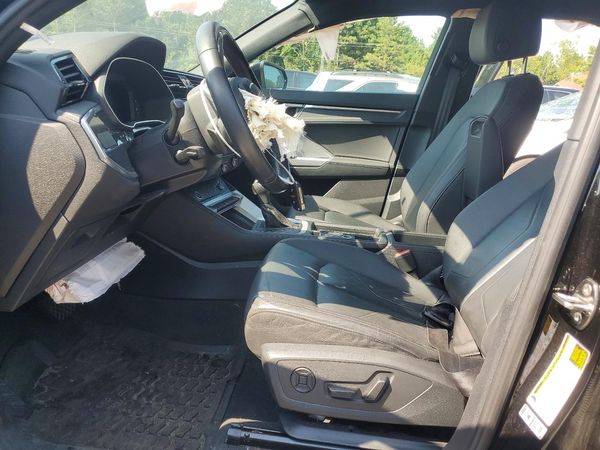 2021 AUDI Q3