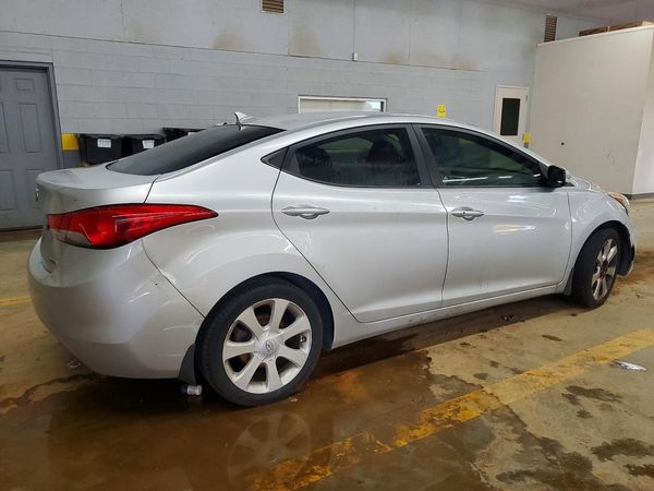 2012 HYUNDAI ELANTRA