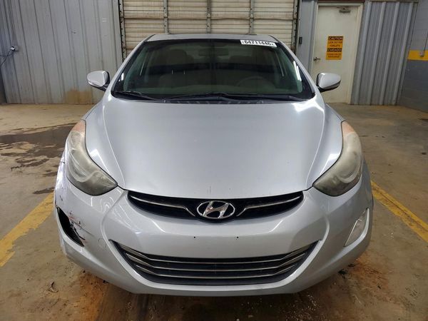 2012 HYUNDAI ELANTRA