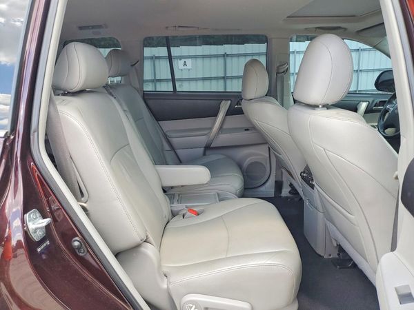 2013 TOYOTA HIGHLANDER Base/Hybrid