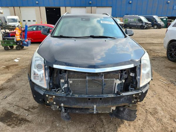 2016 CADILLAC SRX Luxury