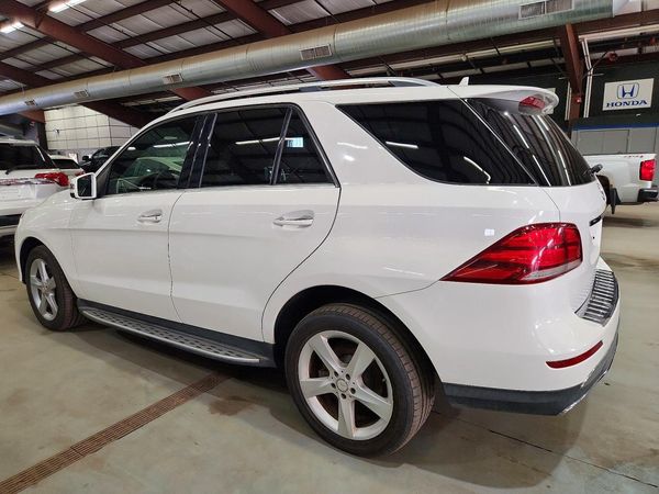 2016 MERCEDES-BENZ GLE GLE300d