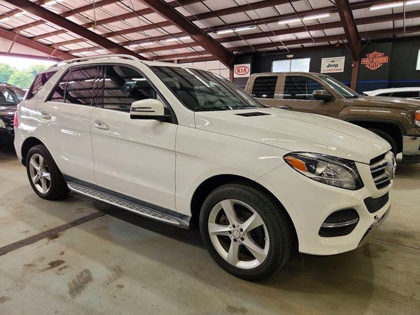 2016 MERCEDES-BENZ GLE GLE300d
