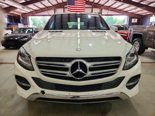 2016 MERCEDES-BENZ GLE GLE300d