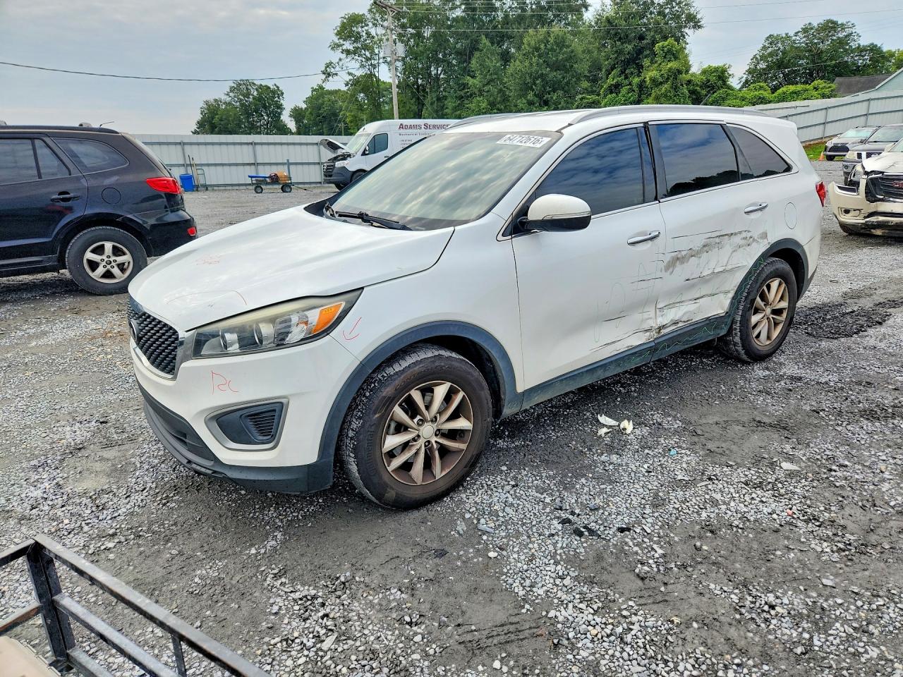 2017 KIA SORENTO L, LX