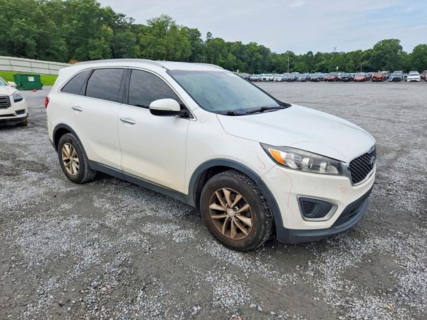 2017 KIA SORENTO L, LX