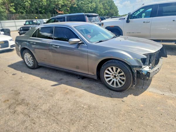 2012 CHRYSLER 300 Base/Limited