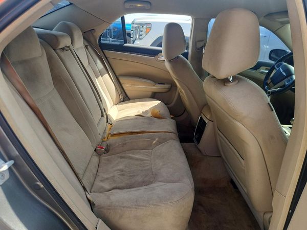 2012 CHRYSLER 300 Base/Limited