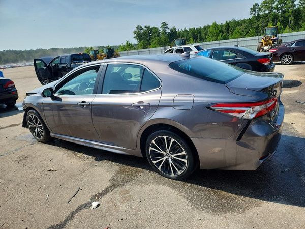 2019 TOYOTA CAMRY
