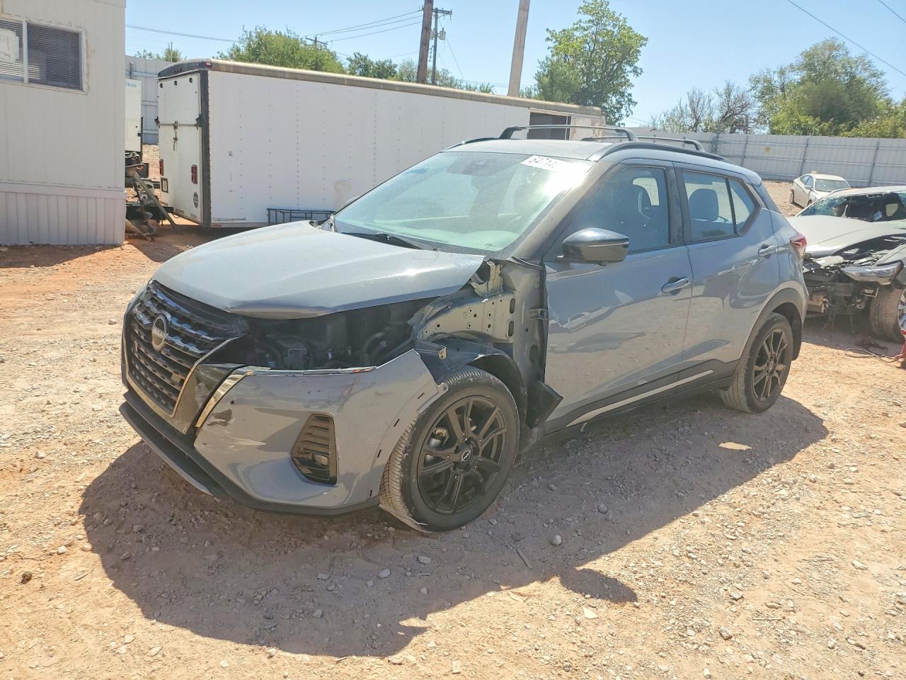 2023 NISSAN KICKS SR