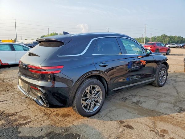 2025 GENESIS GV70