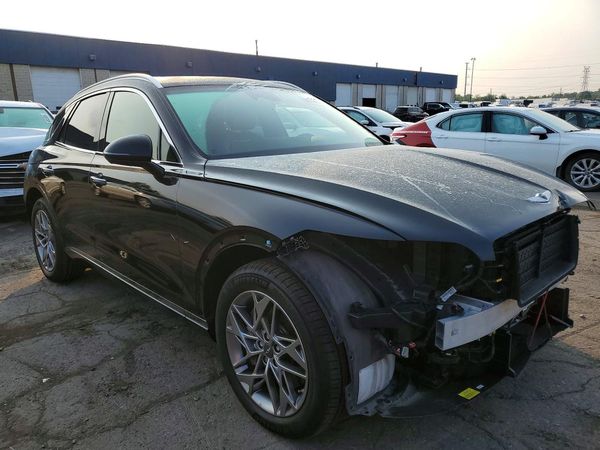 2025 GENESIS GV70