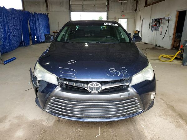 2015 TOYOTA CAMRY