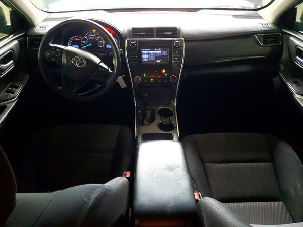 2015 TOYOTA CAMRY