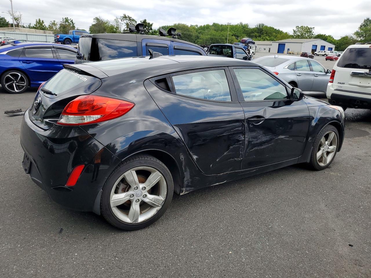 2013 HYUNDAI VELOSTER