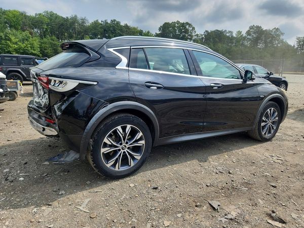 2018 INFINITI QX30