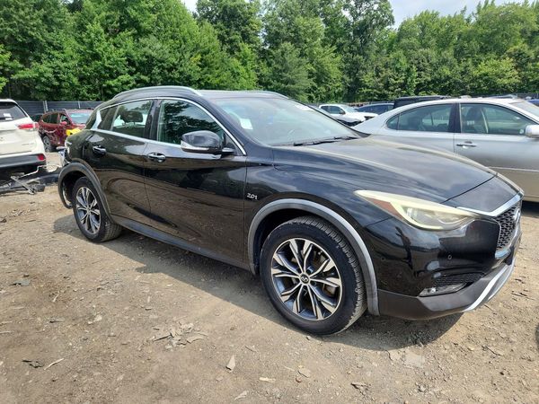 2018 INFINITI QX30