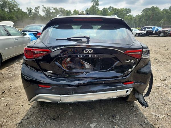 2018 INFINITI QX30
