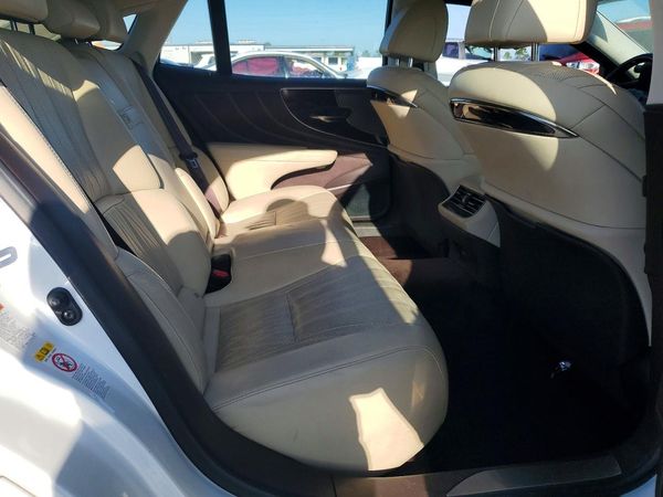 2018 LEXUS LS 500