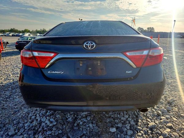 2016 TOYOTA CAMRY