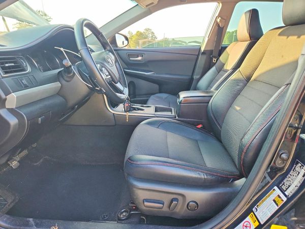 2016 TOYOTA CAMRY
