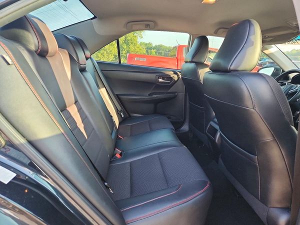 2016 TOYOTA CAMRY