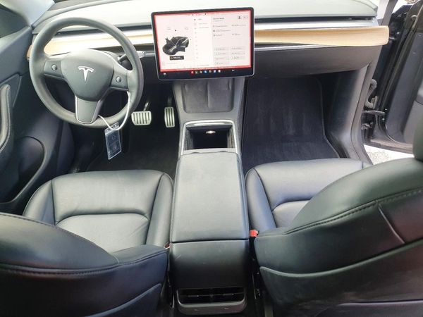 2021 TESLA MODEL Y