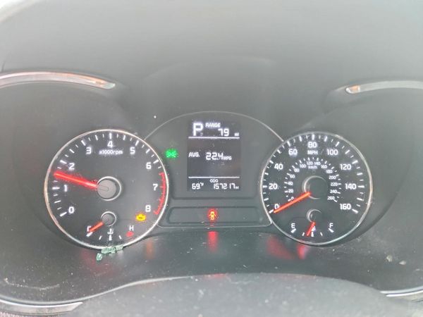 2017 KIA FORTE5 LX