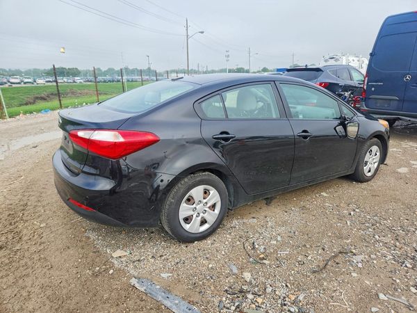 2015 KIA FORTE