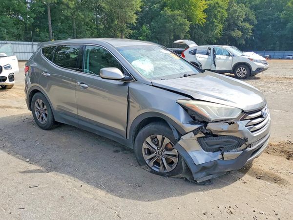 2016 HYUNDAI SANTA FE Base — Passenger 3/4