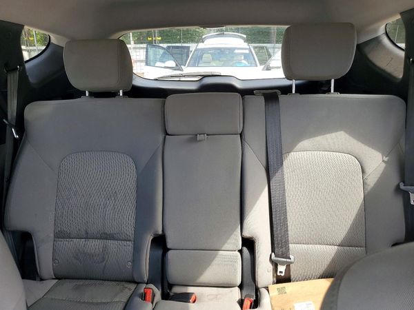 2016 HYUNDAI SANTA FE Base — SUVN