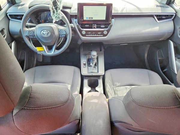 2026 TOYOTA COROLLA CROSS