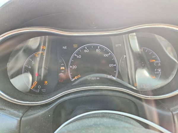 2016 JEEP GRAND CHEROKEE Limited