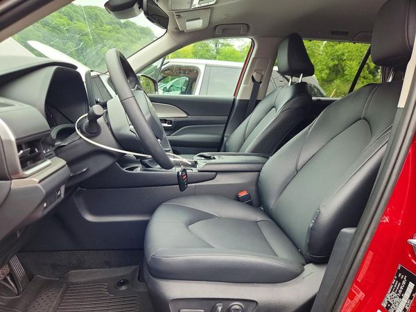 2026 TOYOTA GRAND HIGHLANDER