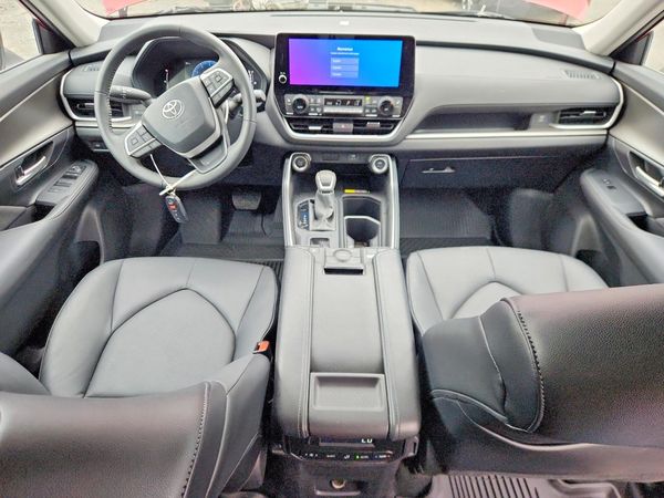 2026 TOYOTA GRAND HIGHLANDER