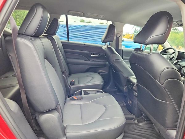 2026 TOYOTA GRAND HIGHLANDER