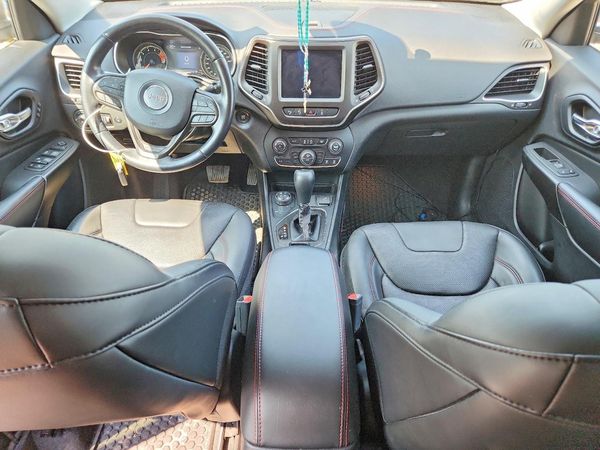 2021 JEEP CHEROKEE TRAILHAWK 4X4