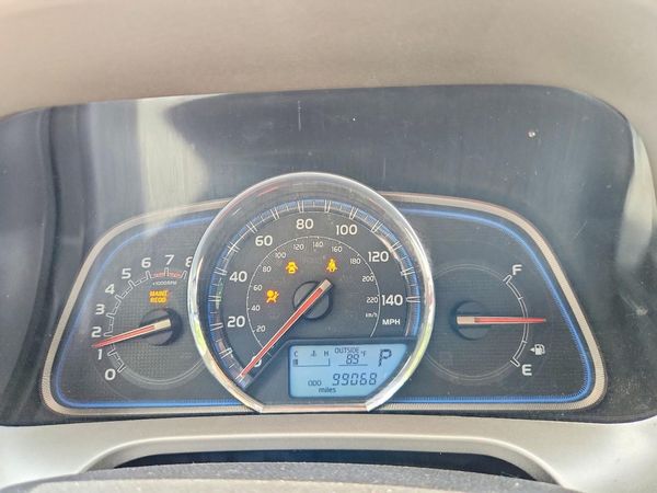 2015 TOYOTA RAV4