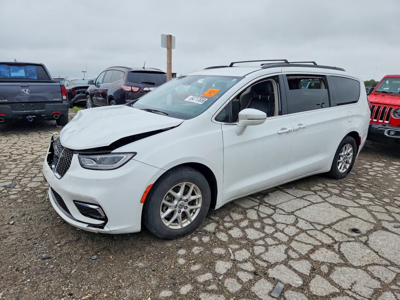 2022 CHRYSLER PACIFICA