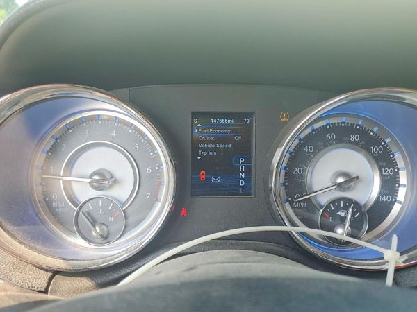 2013 CHRYSLER 300 Base/Limited